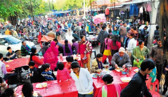 encroachments-at-the-parking-of-sadar-bazar-in-sector-19-chandigarh-540x312