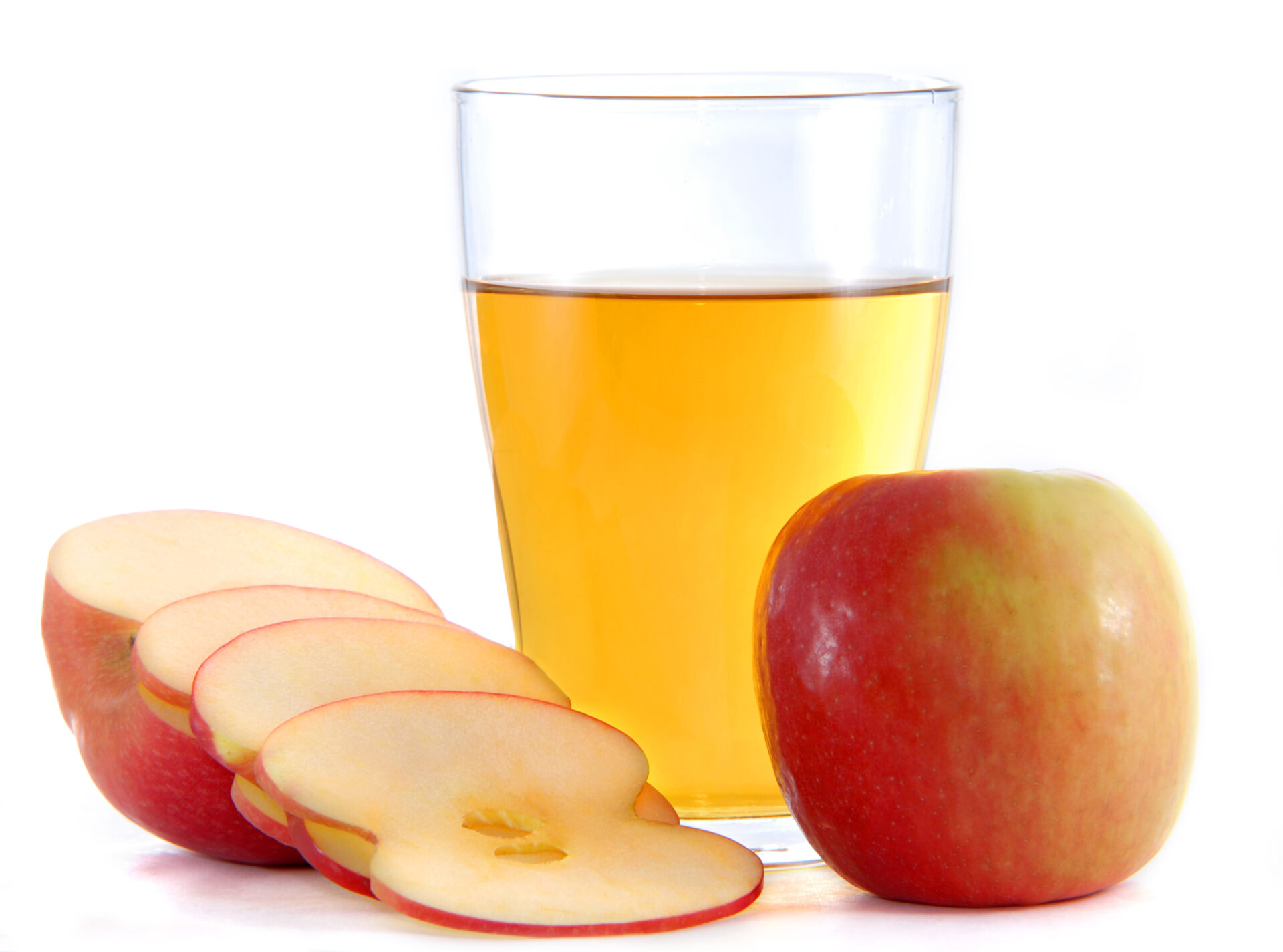 apple-juice-STOCKTry These Home Remedies To Get Rid Of Your Booze Habits.