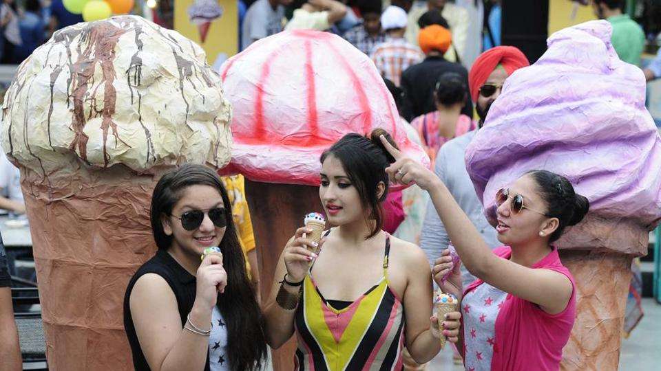 Enjoy This Weekend With Ice-cream Festival At Chandigarh’s Sukhna Lake