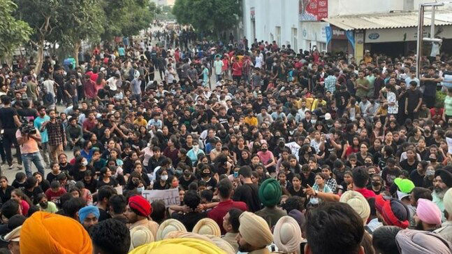 Chandigarh University ends the protest 